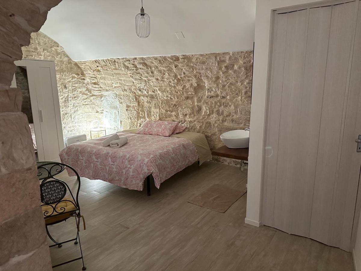 Giovinazzo Suite Pavone Griffi Buitenkant foto