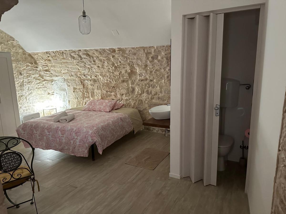 Giovinazzo Suite Pavone Griffi Buitenkant foto